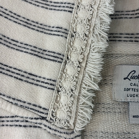 Lucky Lotus Cropped Hoodie sz L - Picture 16 of 16